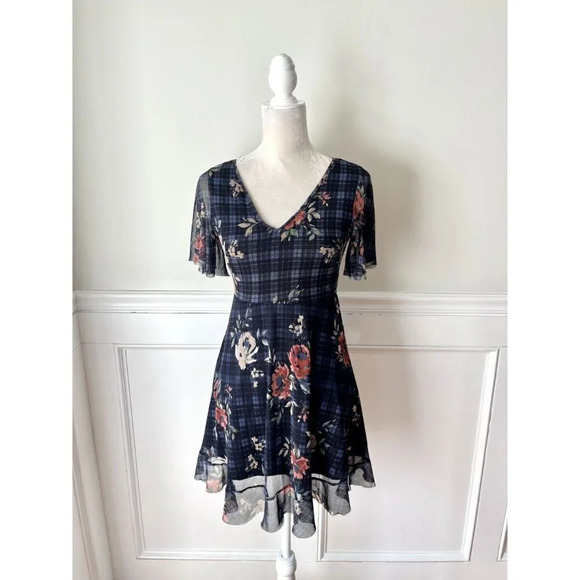 American Rag Tie Back Fit & Flare Dress Printed Floral XXS - Picture 3 of 7